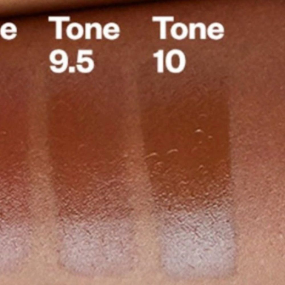 Kosas Tinted Face Oil Comfy Skin Tint in Tone 9.5 - Picture 4 of 4